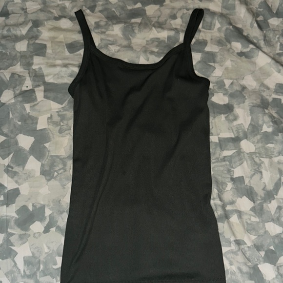 Green tank top - Picture 1 of 1